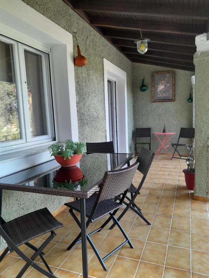 Manteshouse Villa