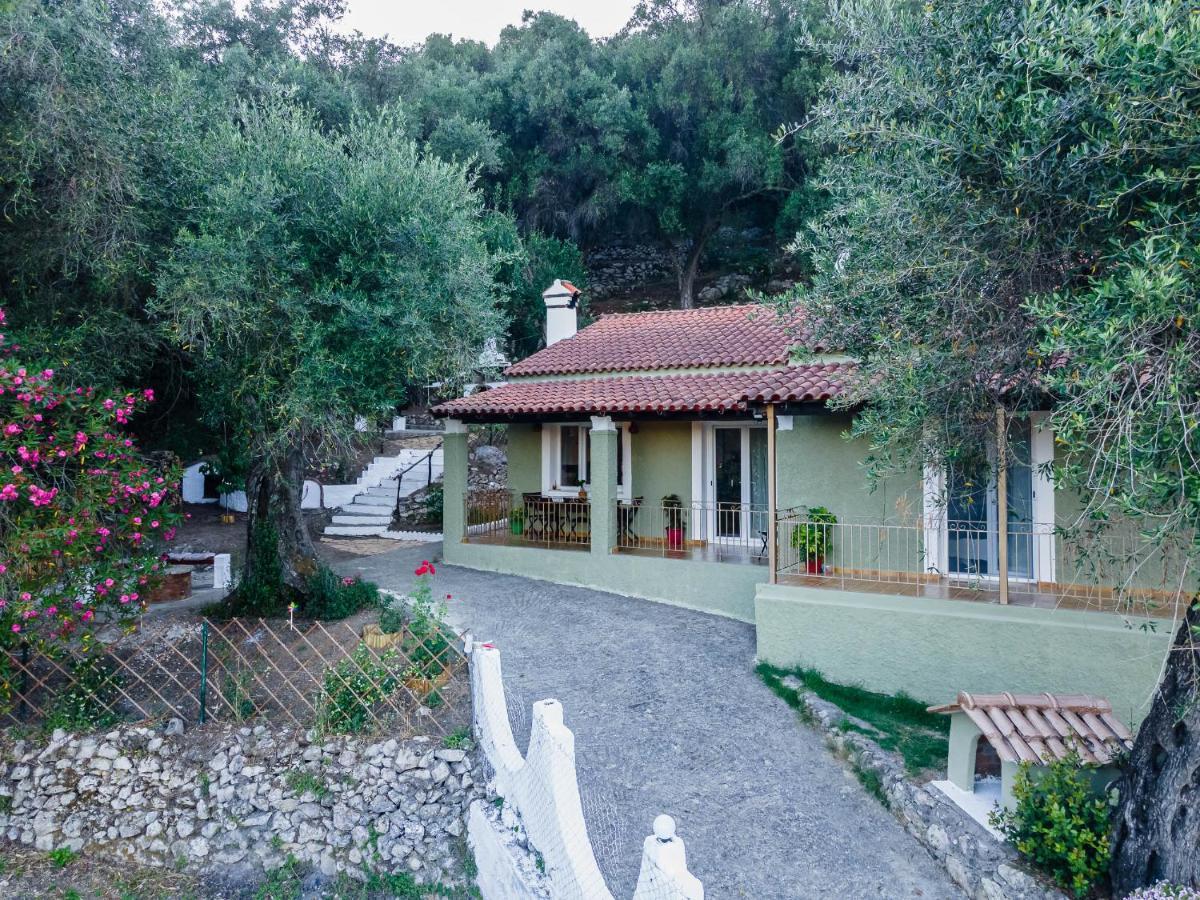 Manteshouse Villa