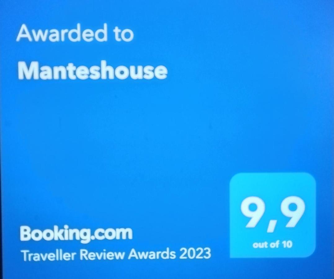 Manteshouse Villa